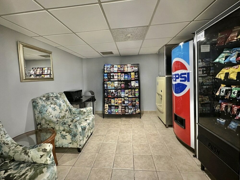 Фото Travelodge by Wyndham Welland