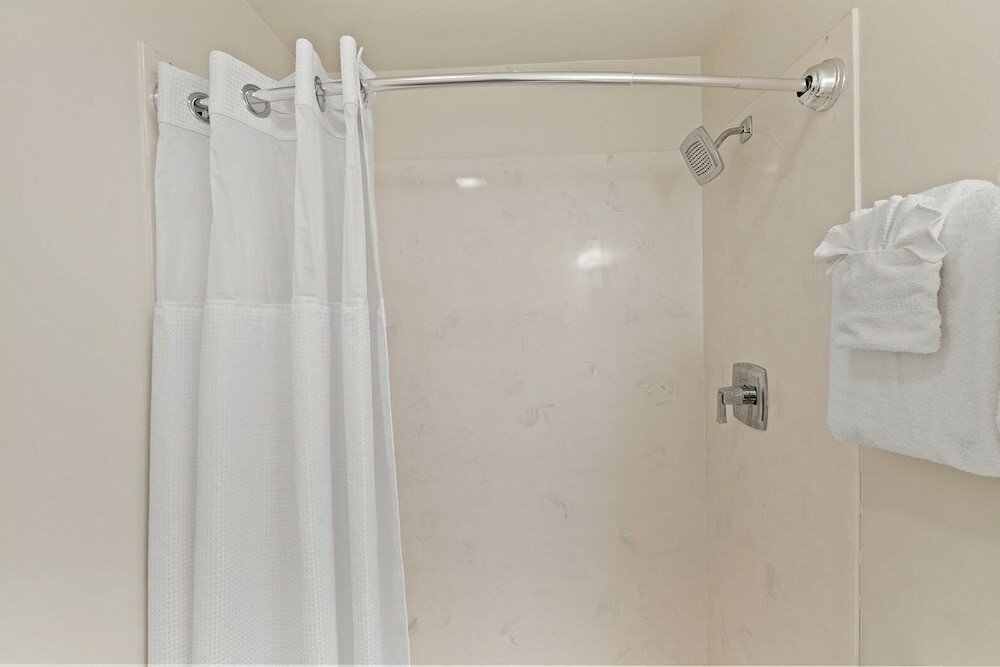 Фото Historic Streetcar Inn