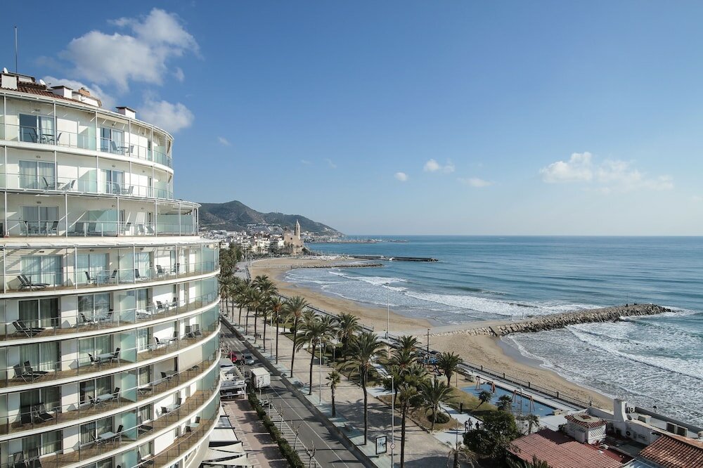Фото Calipolis Sitges
