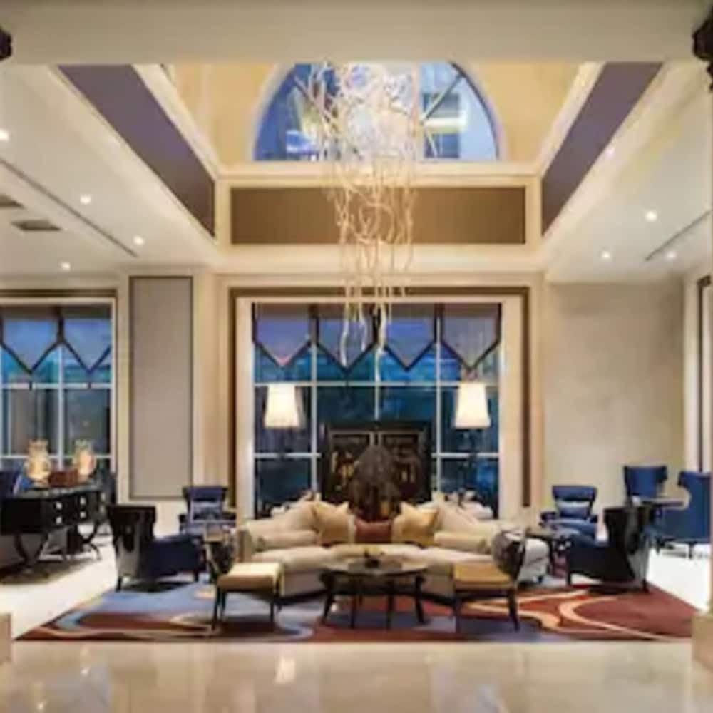 Фото Ramada Plaza Tian Lu