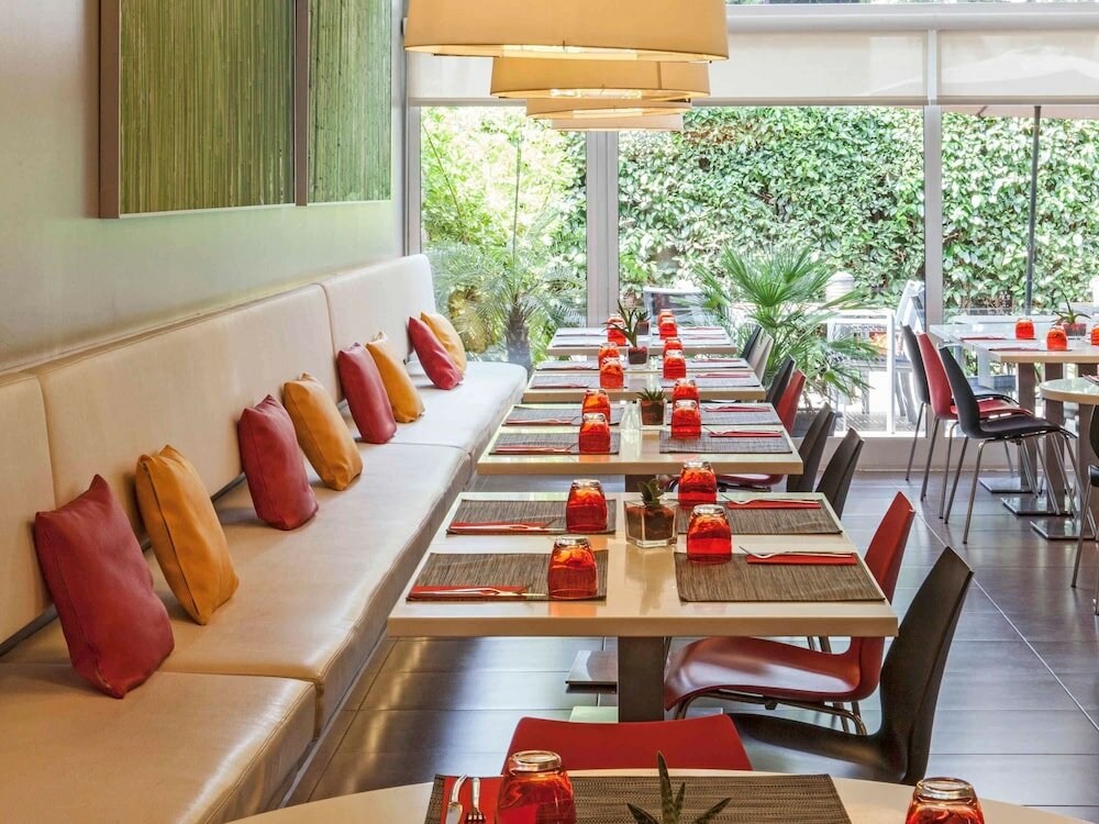 Фото Ibis Barcelona Cornella