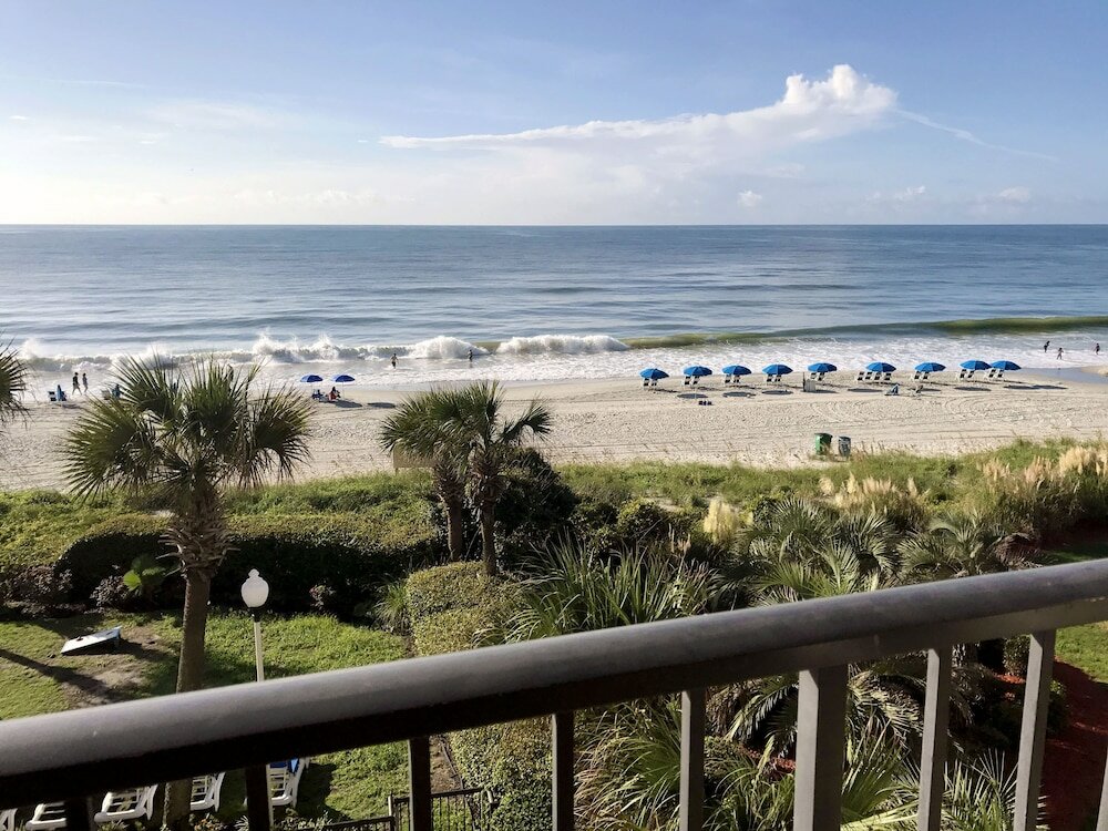 Фото Grande Shores Ocean Resort