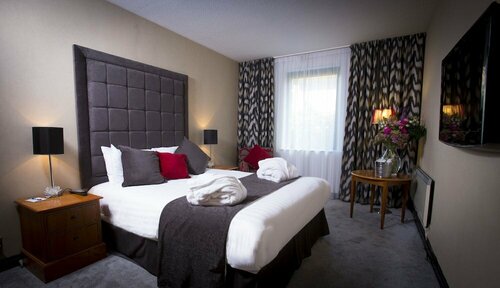 Гостиница Clarion Cedar Court Bradford Hotel в Брэдфорде