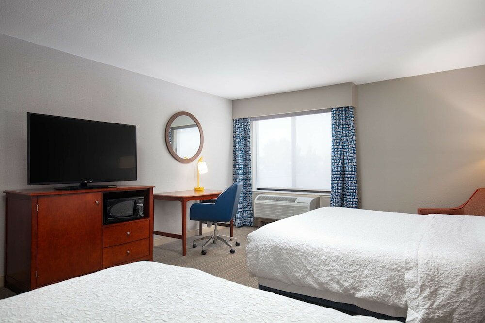 Фото Hampton Inn Medford