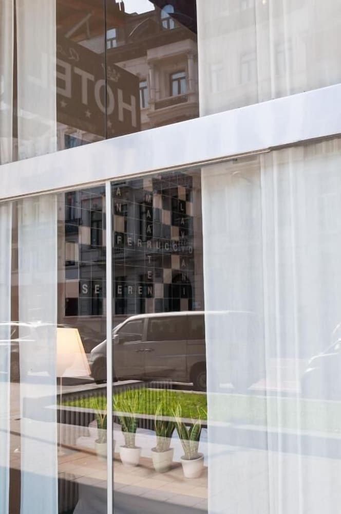 Фото Queen Anne Hotel