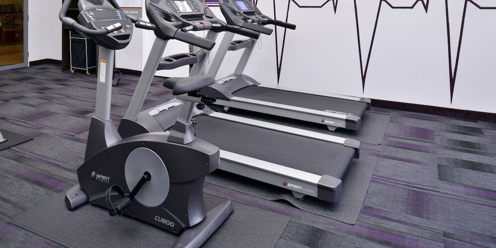 Фото Clarion Inn & Suites Across From Universal Orlando Resort