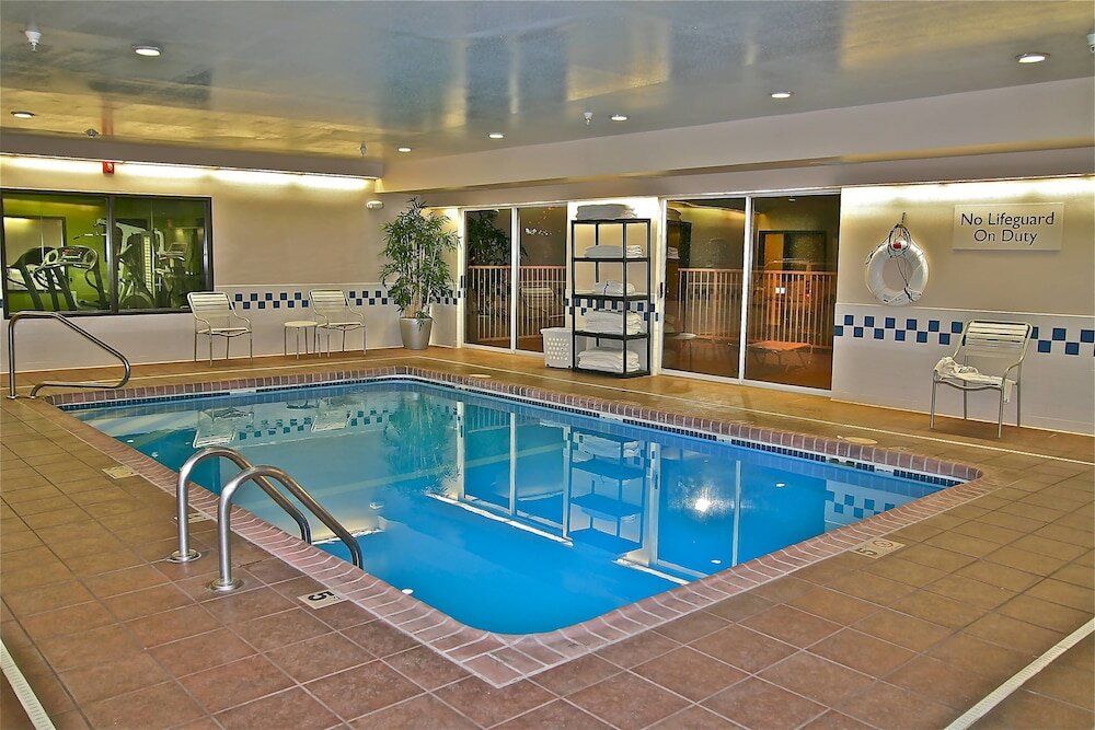 Фото Fairfield Inn by Marriott Hays