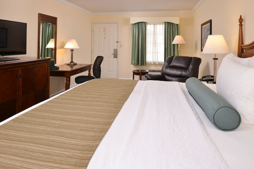 Фото Best Western Plus Santee Inn