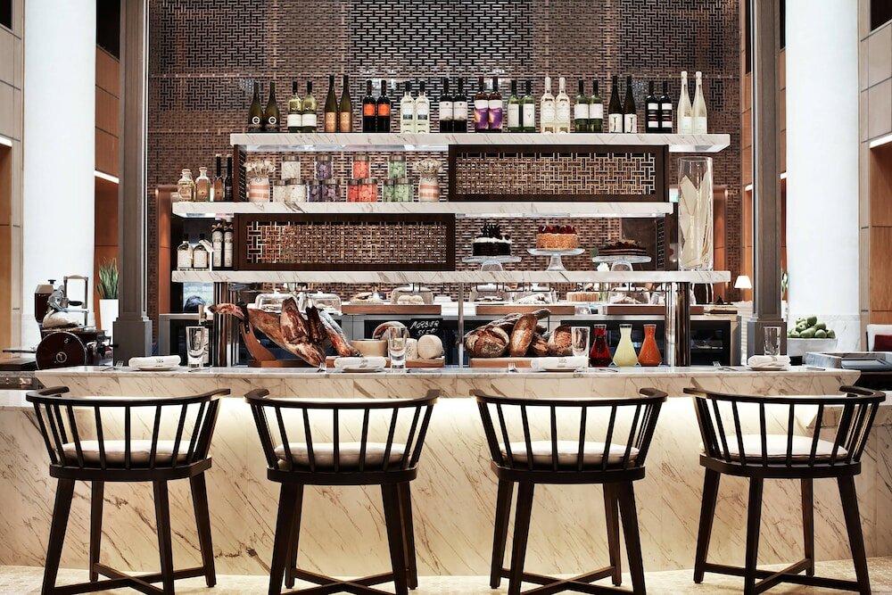 Фото Singapore Marriott Tang Plaza Hotel