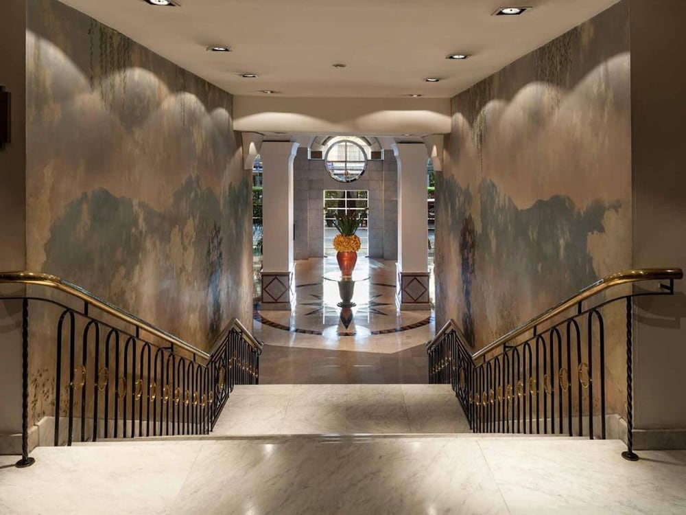 Фото Rembrandt Hotel Bangkok