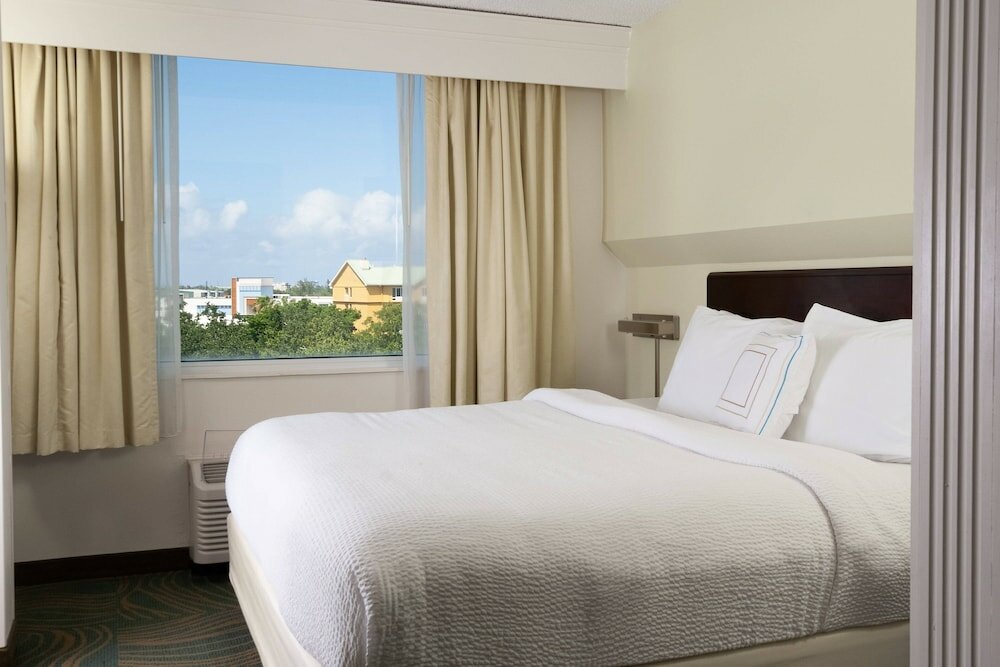 Фото SpringHill Suites Marriott Ft Lauderdale Airport/Cruise Port