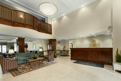 Гостиница Wingate by Wyndham Charlotte Airport South I-77 Tyvola Road