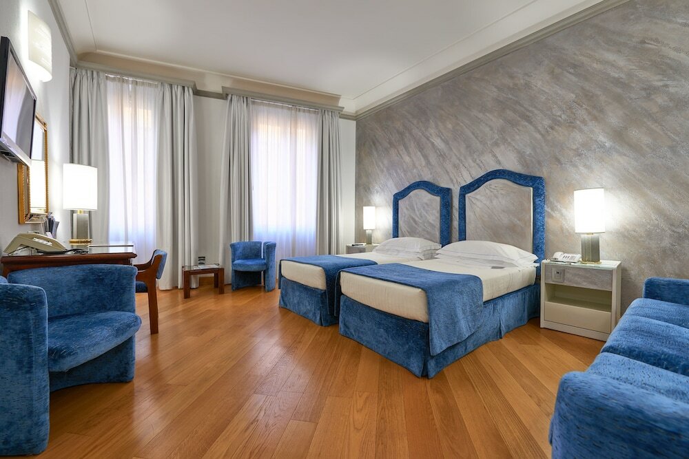 Фото Rivoli Boutique Hotel
