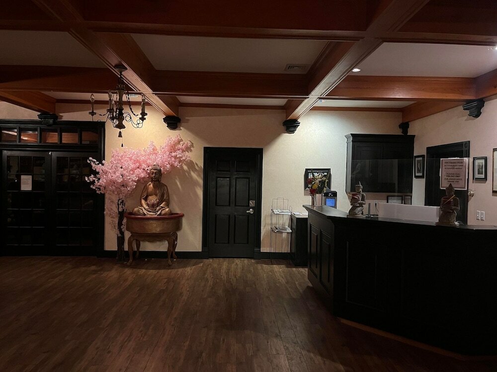 Фото Nuks Executive Suites