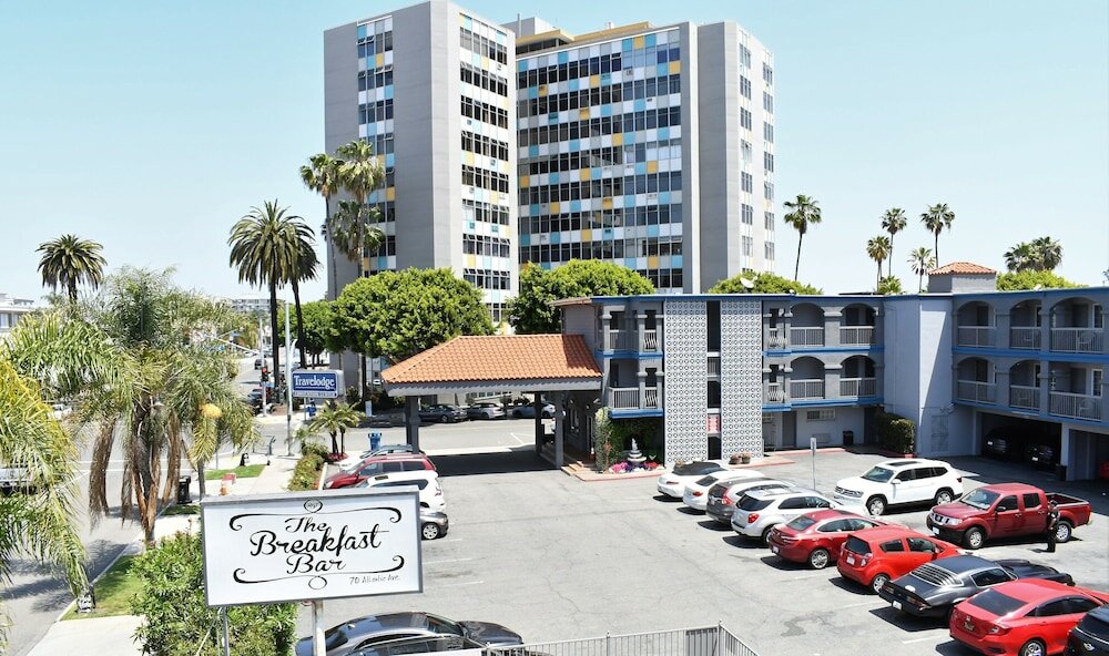 Фото Travelodge by Wyndham Long Beach Convention Center