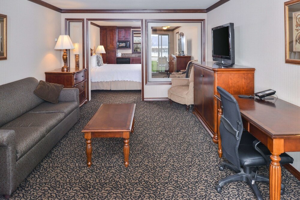 Фото Best Western Edgewater Resort