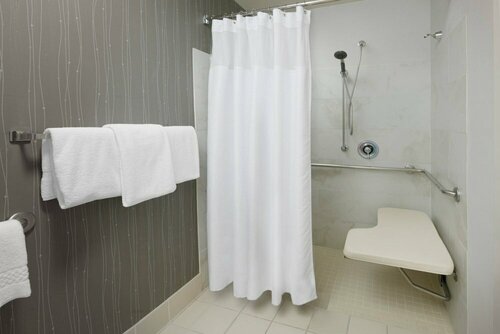 Гостиница Courtyard by Marriott Dallas Addison/Quorum Drive в Аддисоне