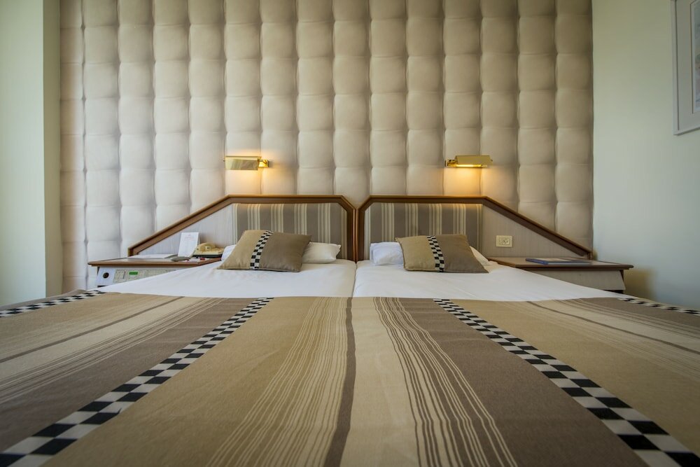 Фото Brown Jerusalem Hotel & Convention Center