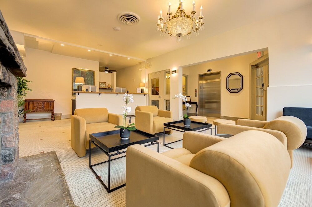 Фото The Windsor Hotel by Hoco Hotels