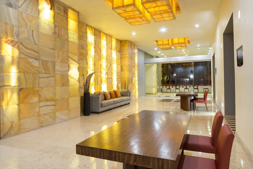 Фото Real Inn Guadalajara Expo