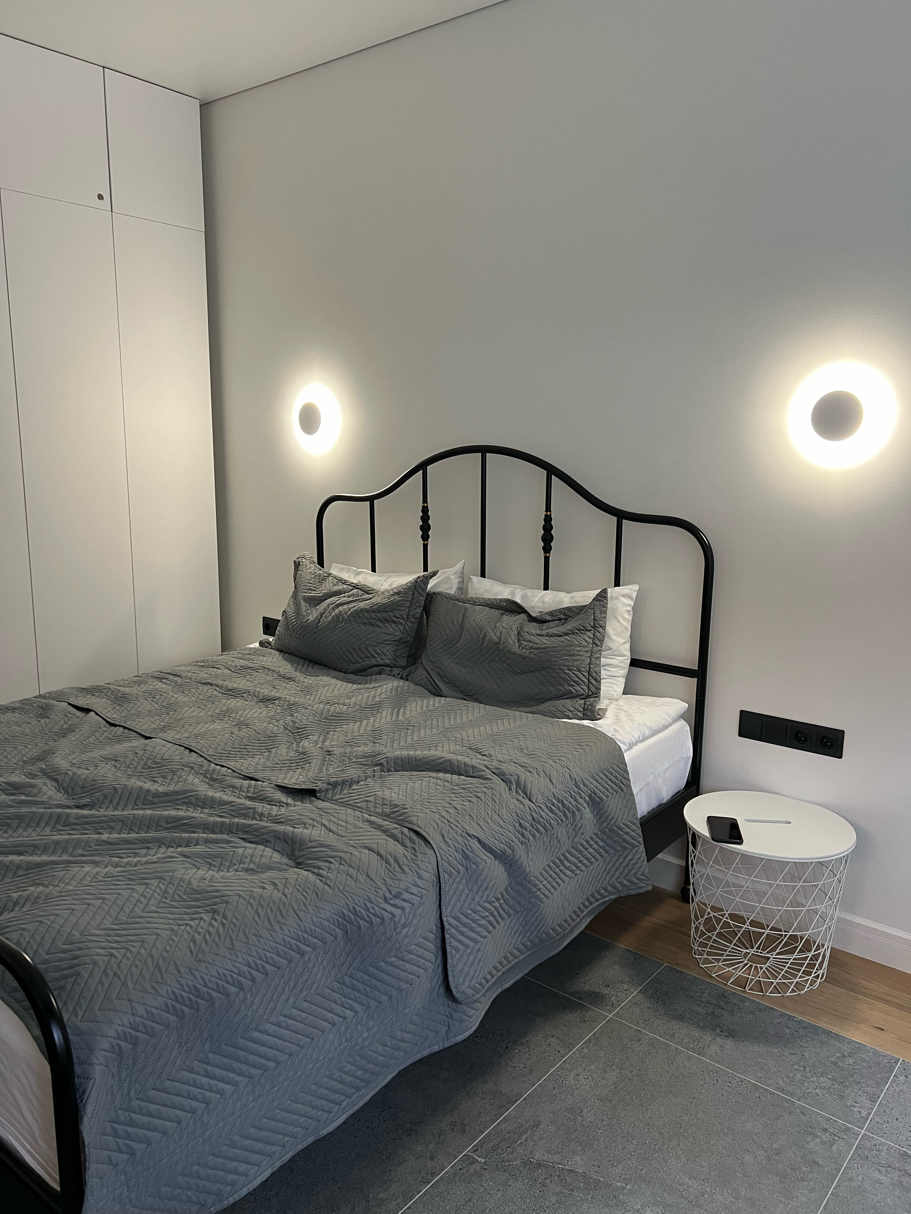 Фото Apartburo Апартаменты в бельэтаже у моря