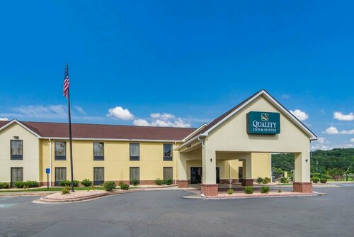 Гостиница Quality Inn & Suites Canton, Ga