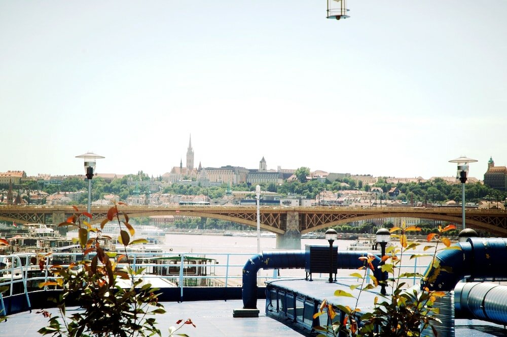 Фото Fortuna Boat Hotel