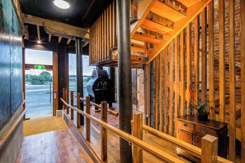 Фото The Thomas Gregg Apartments