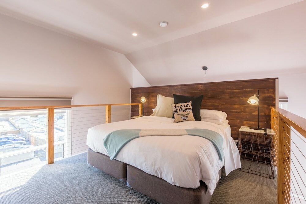 Фото The Old Mechanics