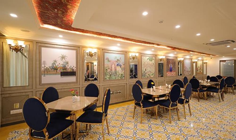 Фото Fabhotel Prime Hampton by Ic'S