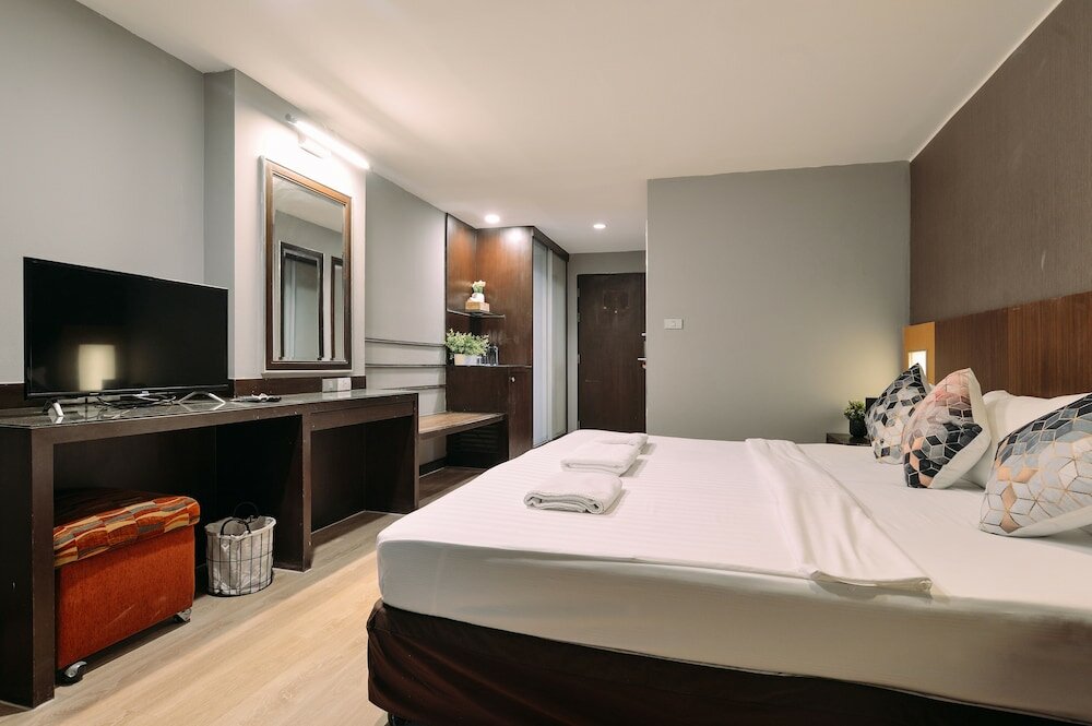 Фото Tori Crown Hotel