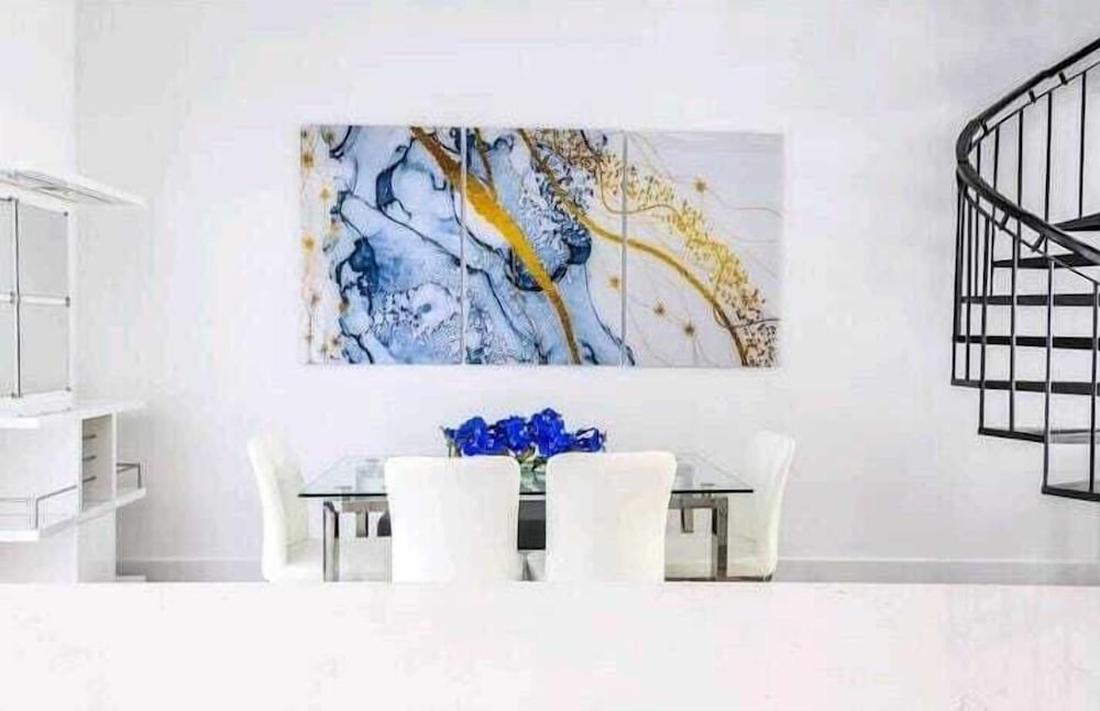 Фото Townhouse Coconut Grove - Miami