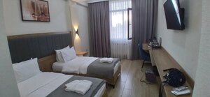 Human Hotel (Kichik Mirobod Street, 52), hotel