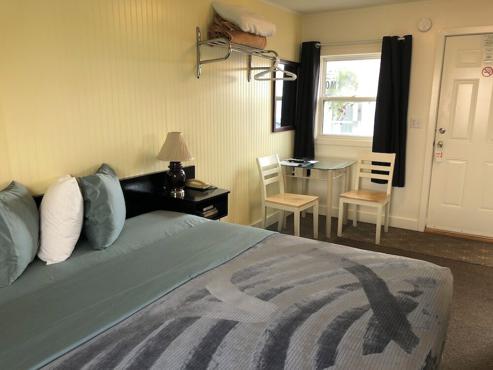 Фото Creston Valley Motel