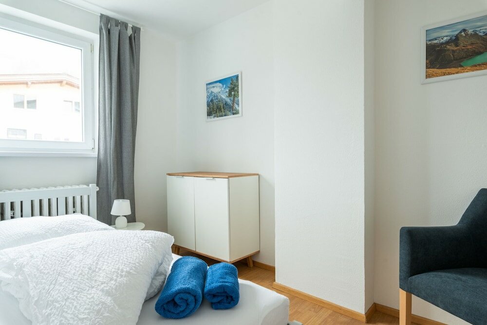 Фото Alpine Hostel Appartements