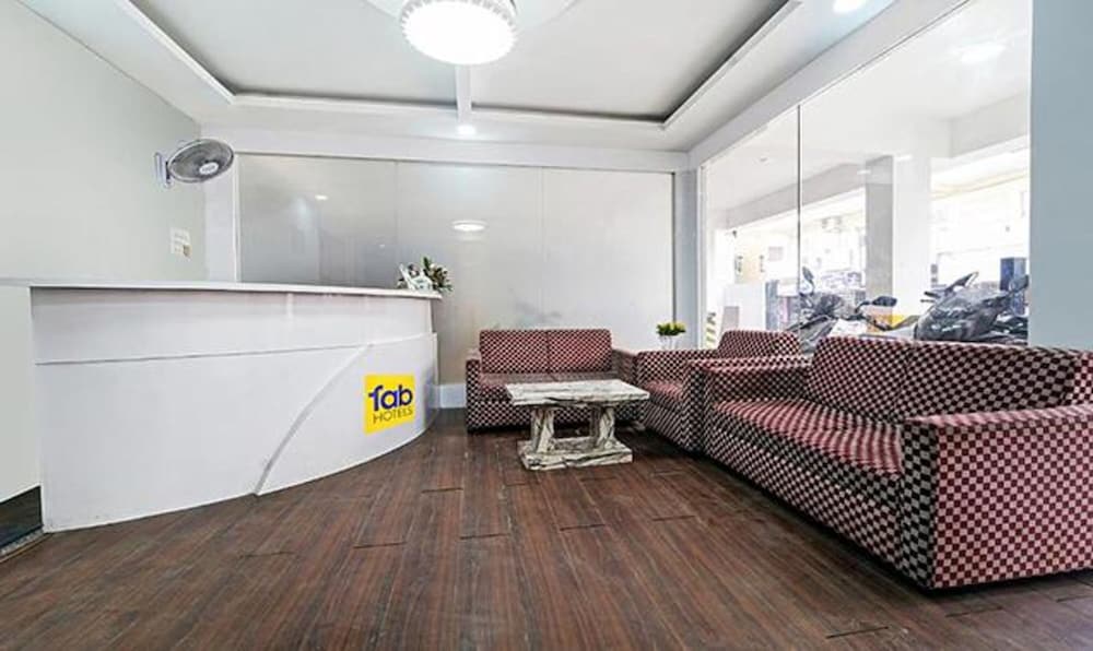 Фото Fabhotel U Hotel T Nagar