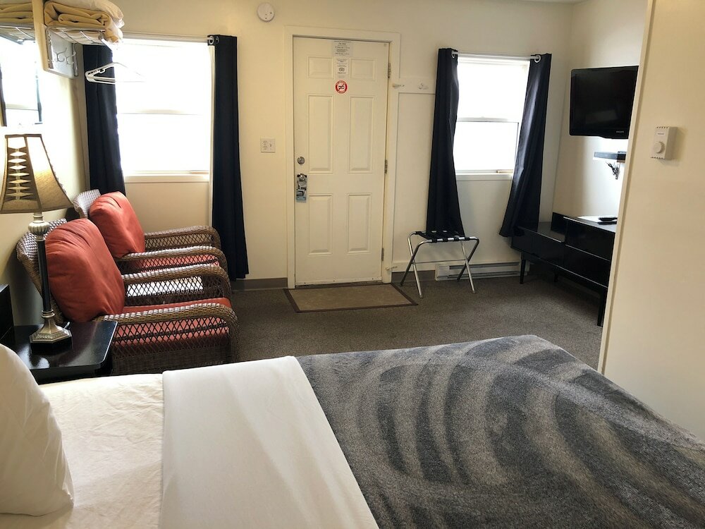 Фото Creston Valley Motel