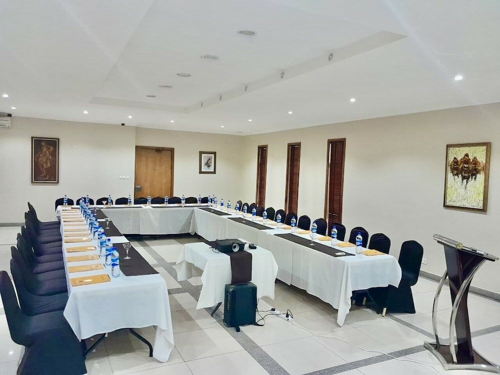 Фото La Cour - Hotels