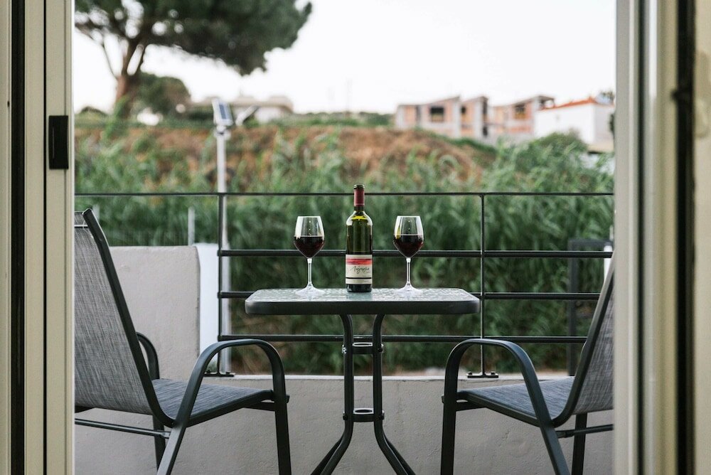 Фото ---Ammira Mare--House near sea with pool