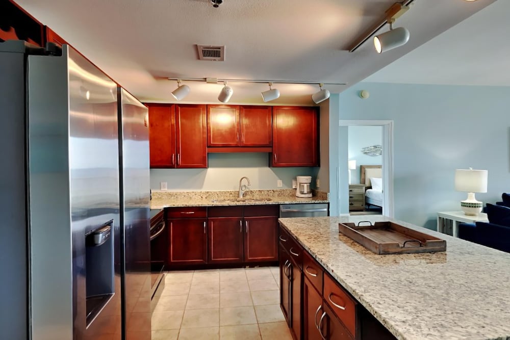 Фото Laketown Wharf № 1523