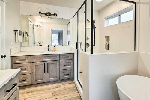 Гостиница Modern Ocean Shores Getaway With Dock! в Ошен Шорс