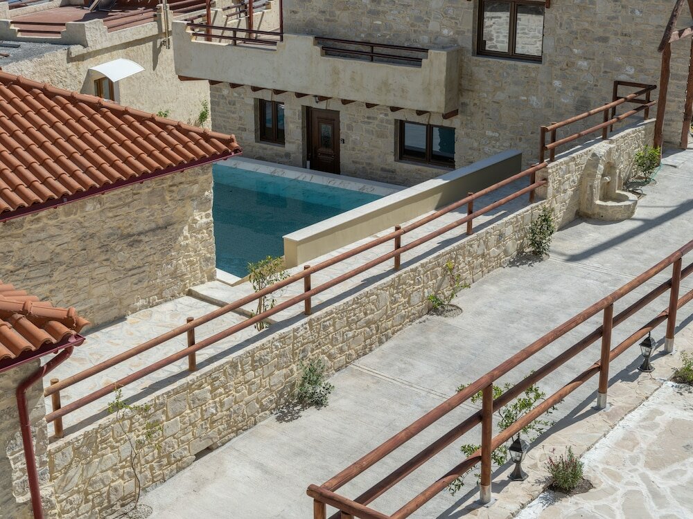 Фото Draganigo Luxury Stone Houses