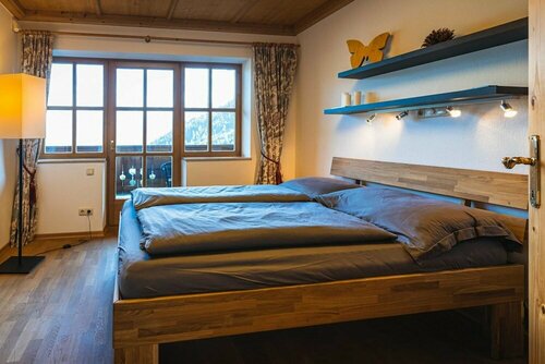Гостиница Chalet Crown of the Alps в Цель-ам-Зе
