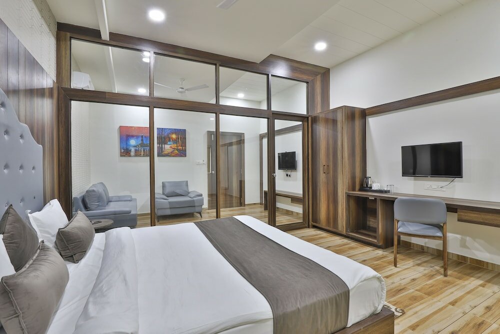 Фото Hotel Sr Regency