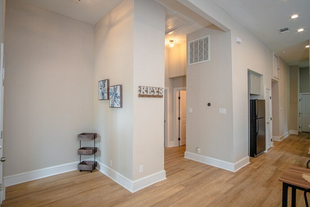 Фото Brand New Remodeled 3br/2.5ba House Near Downtown