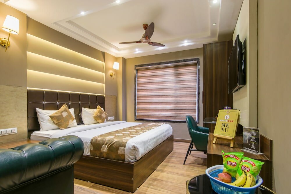 Фото Hotel Oak plaza New Delhi