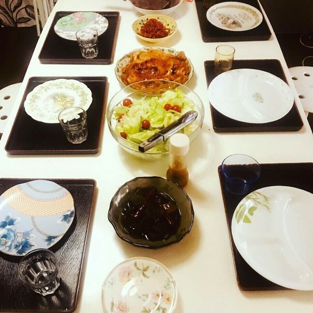 Фото Royal Home Dormitory - Hostel