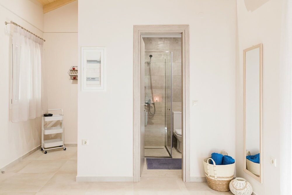 Фото Seadrop Suites