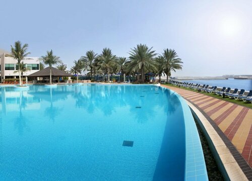 Гостиница Beach Rotana Residences в Абу-Даби