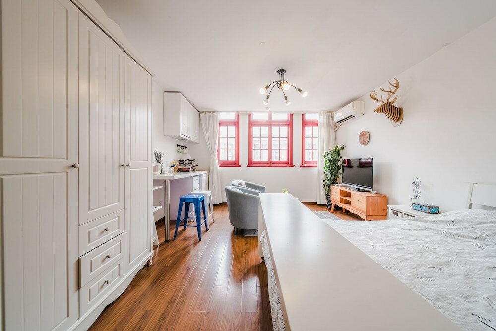 Фото Cozy Apartment Best Location 302